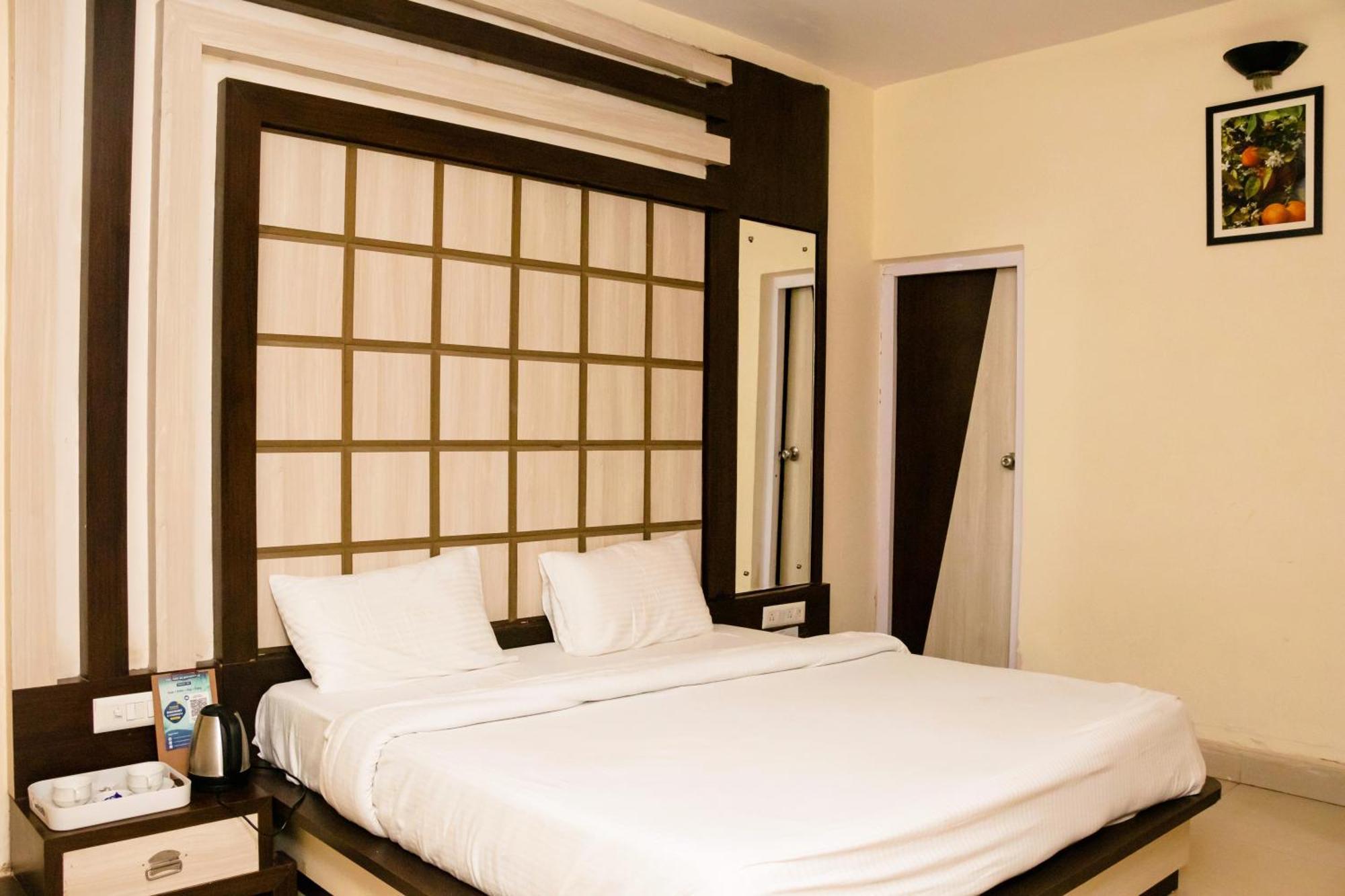 Ritumbhara Hotel & Resort Alwar Esterno foto