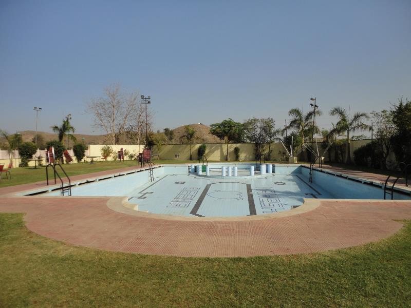 Ritumbhara Hotel & Resort Alwar Esterno foto